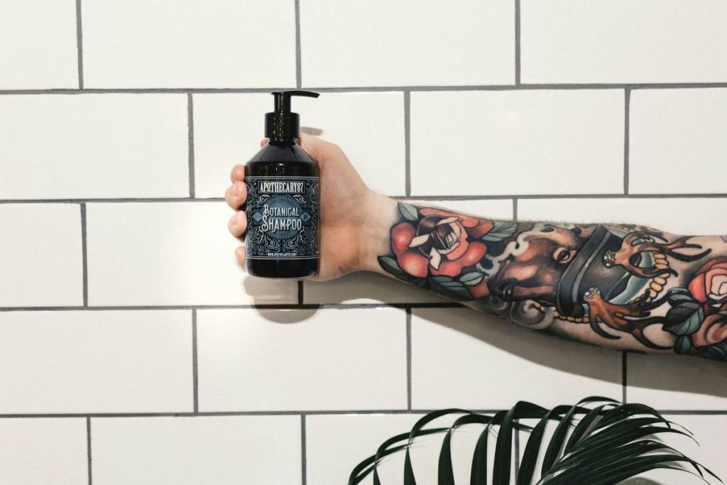 Body Serum Termasuk Skincare? Ini Penjelasan Ahli + Cara Pakai yang Benar!